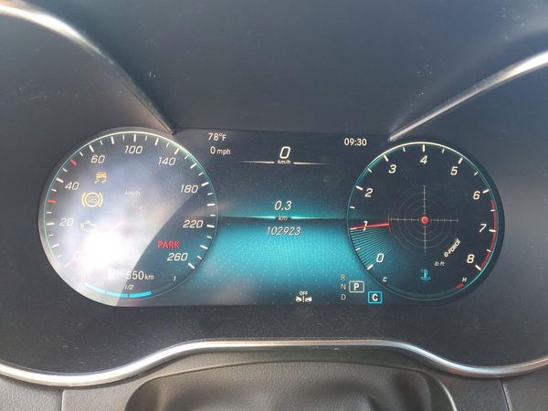 2022 MERCEDES-BENZ GLC GLC300