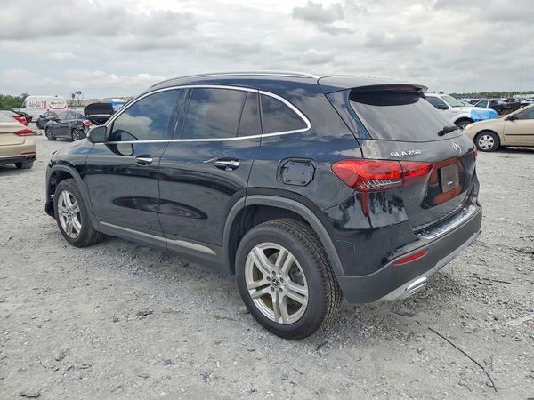 2021 MERCEDES-BENZ GLA GLA250