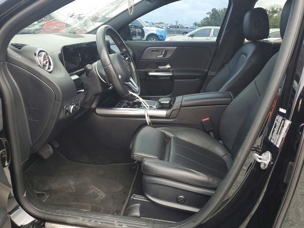 2021 MERCEDES-BENZ GLA GLA250