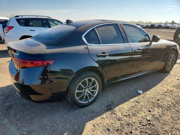 2018 ALFA ROMEO GIULIA AWD