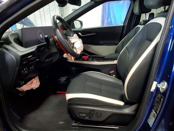 2023 KIA EV6
