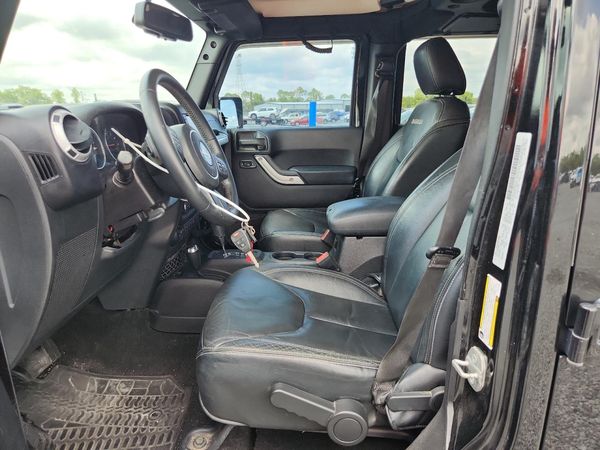 2016 JEEP WRANGLER UNLIMITED SAHARA 4X4