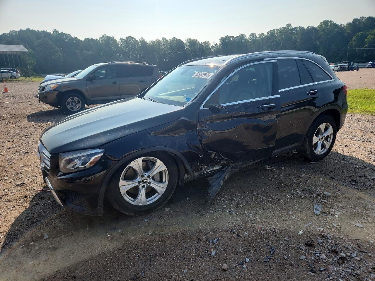 2017 MERCEDES-BENZ GLC
