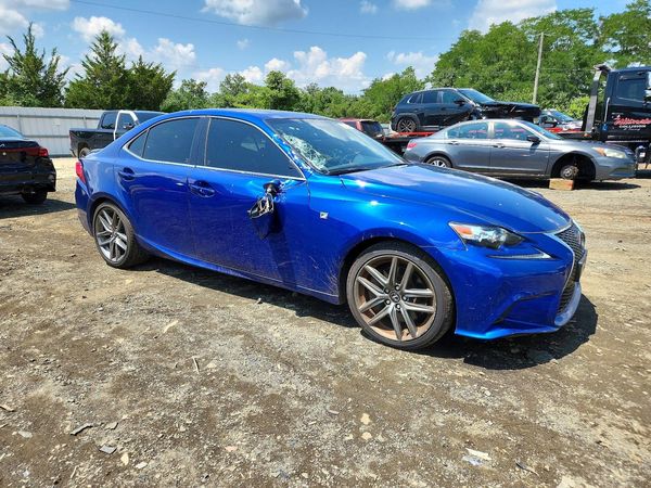2016 LEXUS IS 300