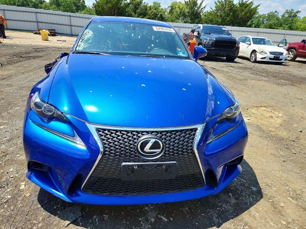 2016 LEXUS IS 300
