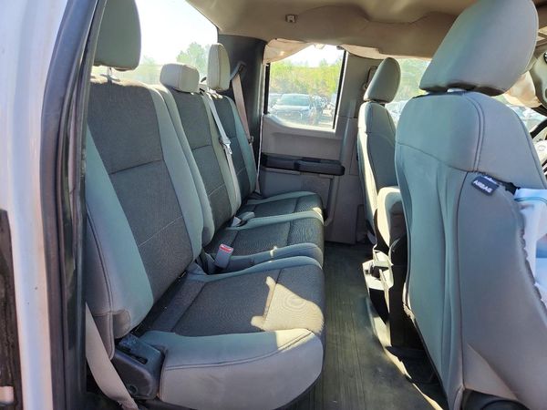 2017 FORD F150