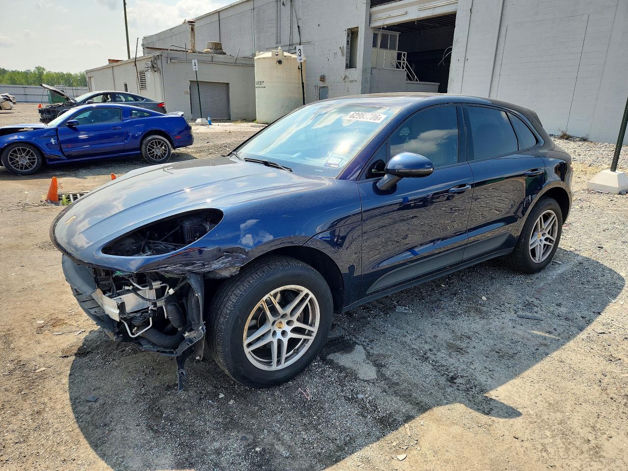 2018 PORSCHE MACAN