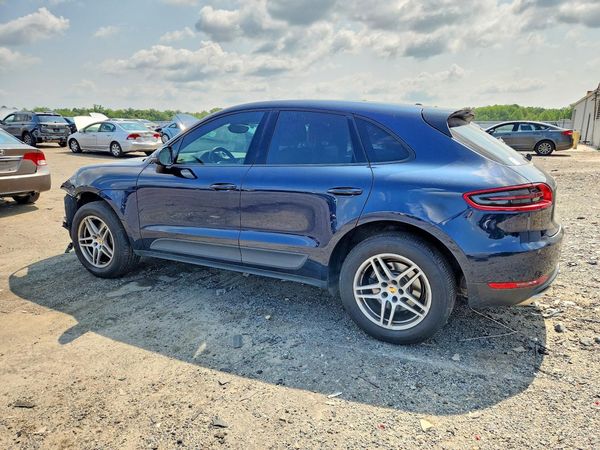2018 PORSCHE MACAN