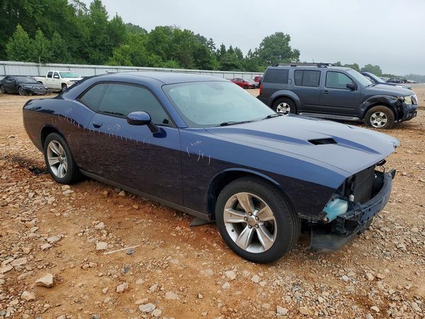 2015 DODGE CHALLENGER SXT