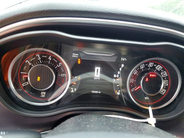 2015 DODGE CHALLENGER SXT