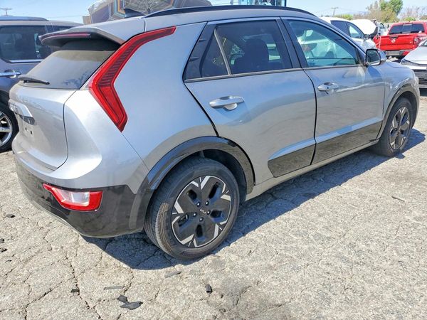 2023 KIA NIRO Wind
