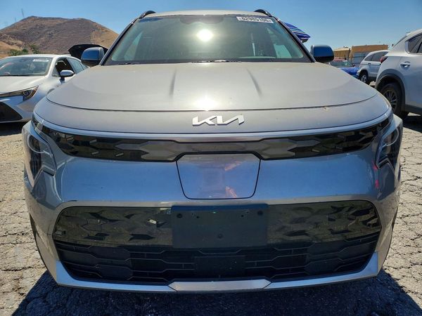 2023 KIA NIRO Wind