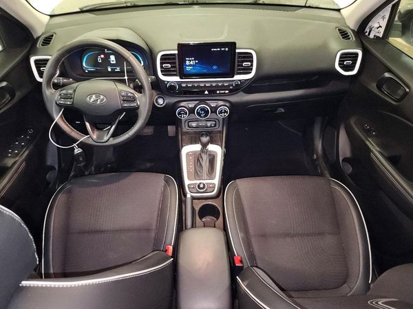 2025 HYUNDAI VENUE SEL, Limited