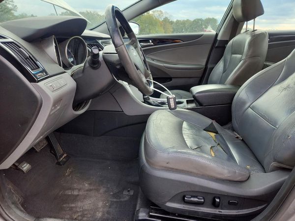 2012 HYUNDAI SONATA