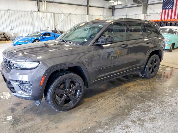 2023 JEEP GRAND CHEROKEE LAREDO 4X4