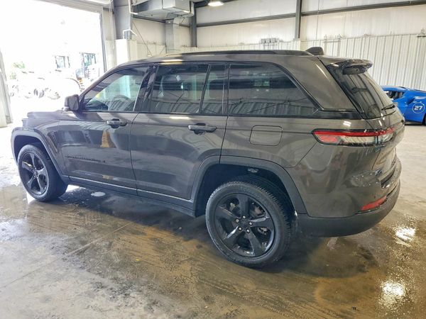 2023 JEEP GRAND CHEROKEE LAREDO 4X4