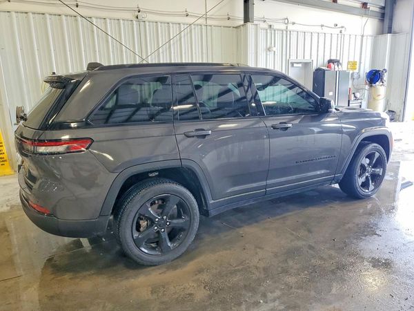 2023 JEEP GRAND CHEROKEE LAREDO 4X4