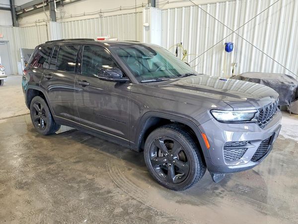 2023 JEEP GRAND CHEROKEE LAREDO 4X4