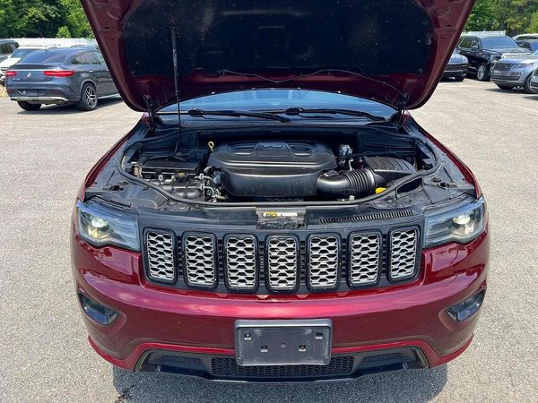 2021 JEEP GRAND CHEROKEE Laredo