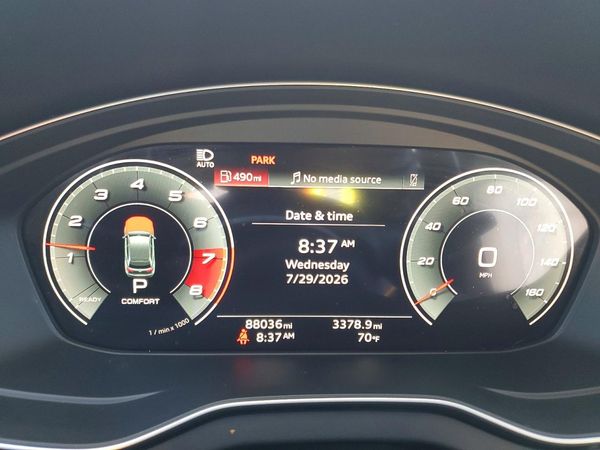 2021 AUDI Q5 quattro Premium Plus