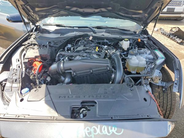 2026 FORD MUSTANG I4
