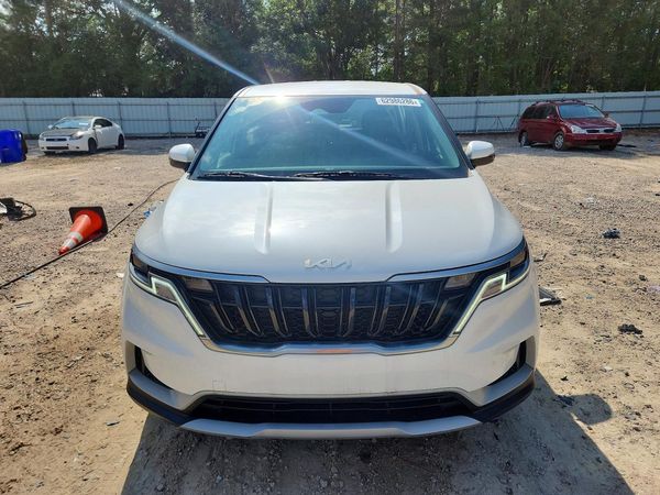 2023 KIA CARNIVAL LX, LX Seat Package