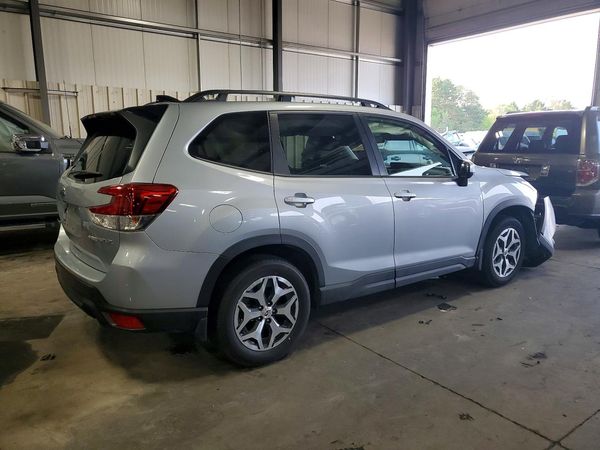 2024 SUBARU FORESTER