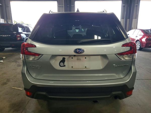 2024 SUBARU FORESTER