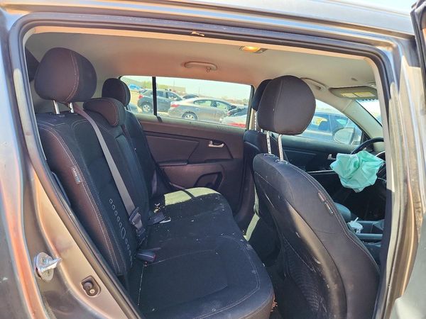 2015 KIA SPORTAGE GLS - Middle level