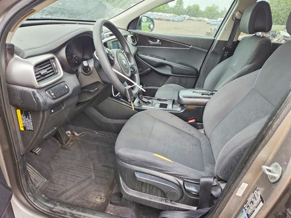 2016 KIA SORENTO