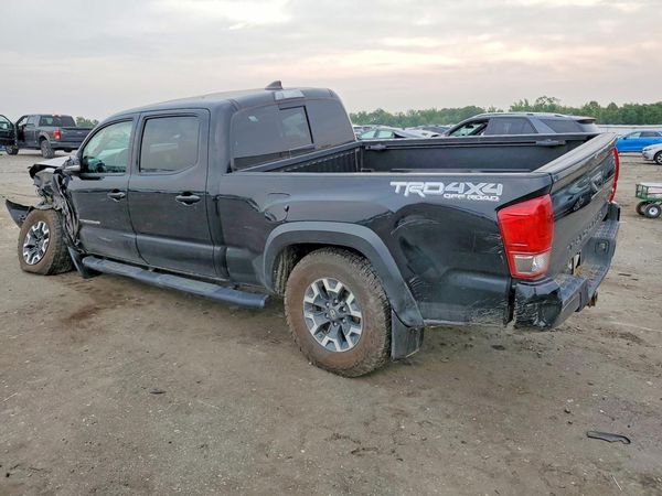 2017 TOYOTA TACOMA