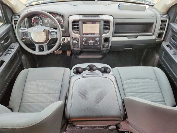 2023 RAM 1500 CLASSIC Tradesman