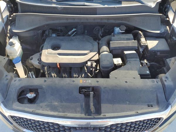 2016 KIA SORENTO L / LX