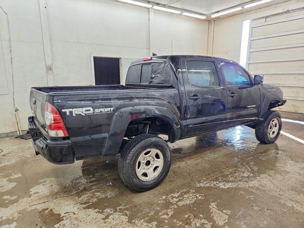 2015 TOYOTA TACOMA