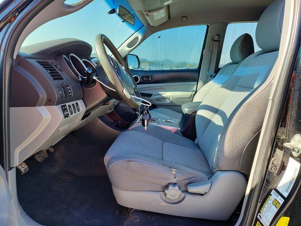 2015 TOYOTA TACOMA