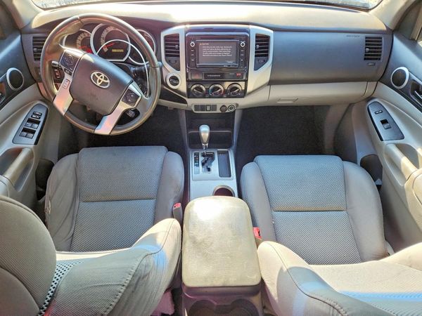 2015 TOYOTA TACOMA