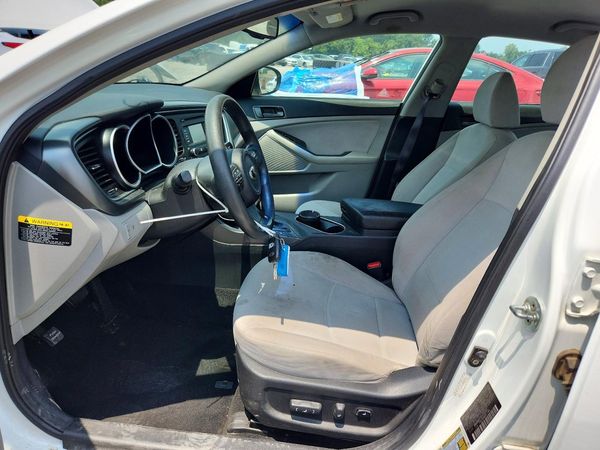 2015 KIA OPTIMA GL - Middle-low