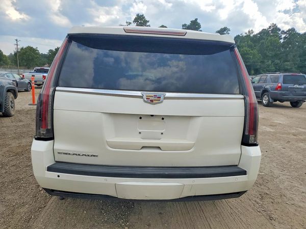 2015 CADILLAC ESCALADE Luxury