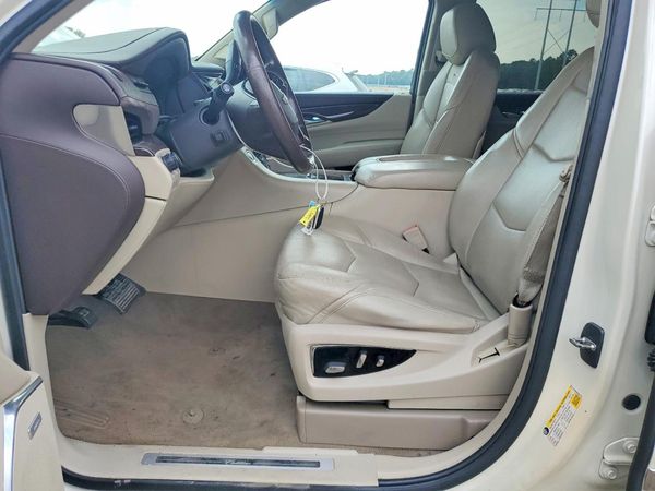 2015 CADILLAC ESCALADE Luxury