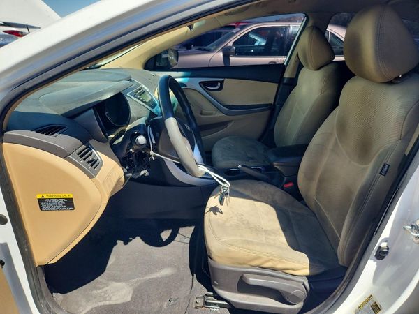 2012 HYUNDAI ELANTRA GLS(Middle grade)