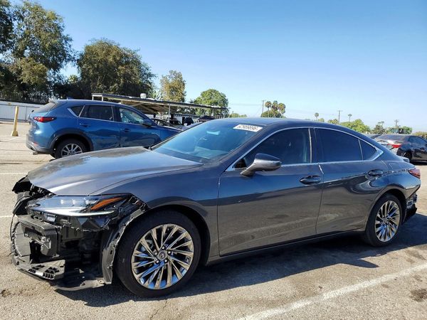 2024 LEXUS ES 300H