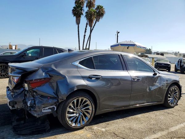 2024 LEXUS ES 300H