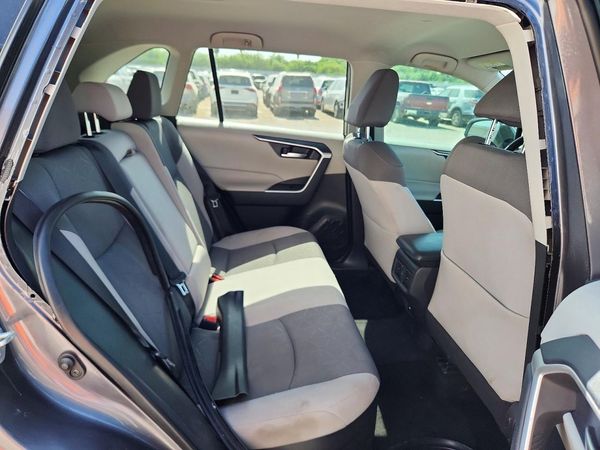 2021 TOYOTA RAV4 XLE HV