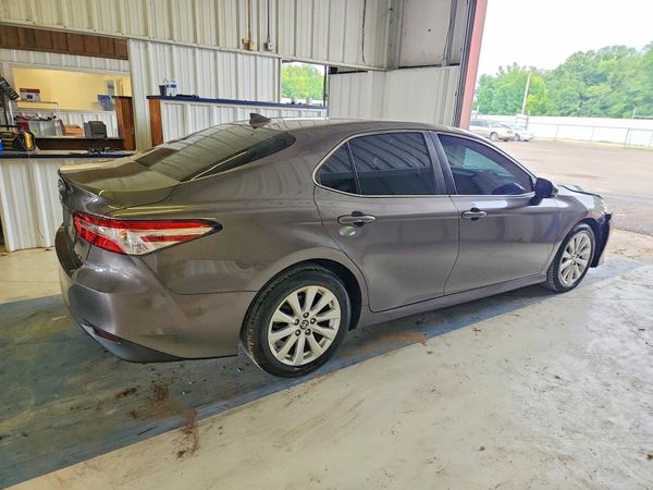 2020 TOYOTA CAMRY