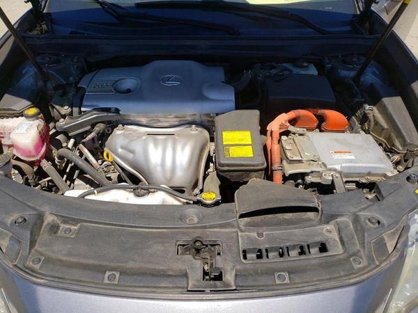 2013 LEXUS ES 300h