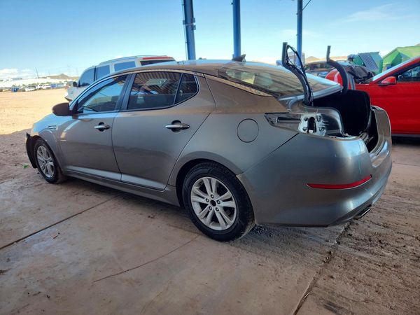 2014 KIA OPTIMA 2.4 LX STD/Conv
