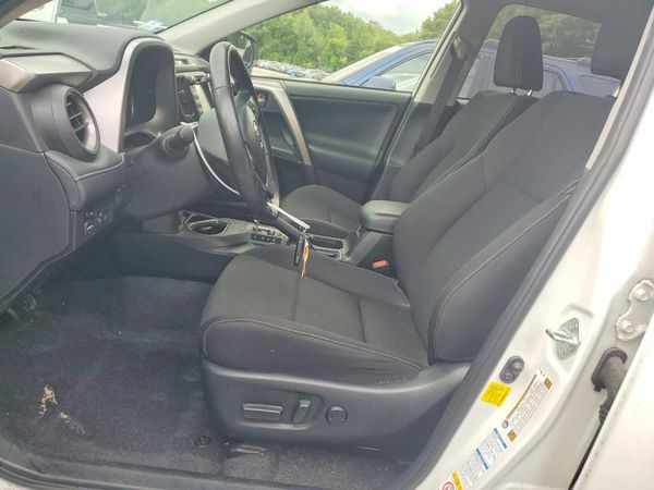 2018 TOYOTA RAV4 Adventure/XLE