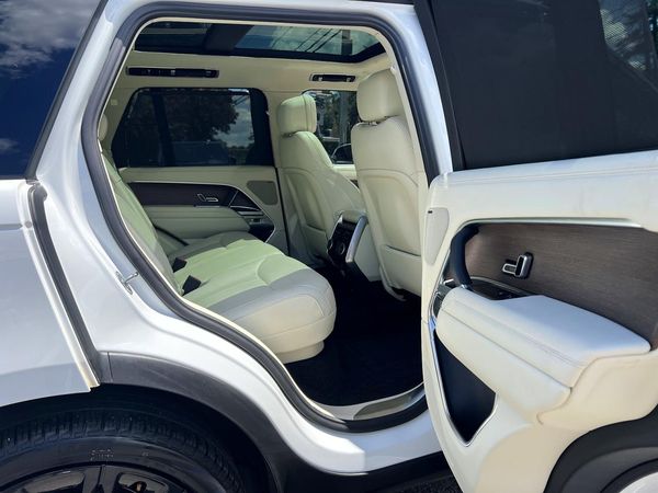 2023 LAND ROVER RANGE ROVER SE