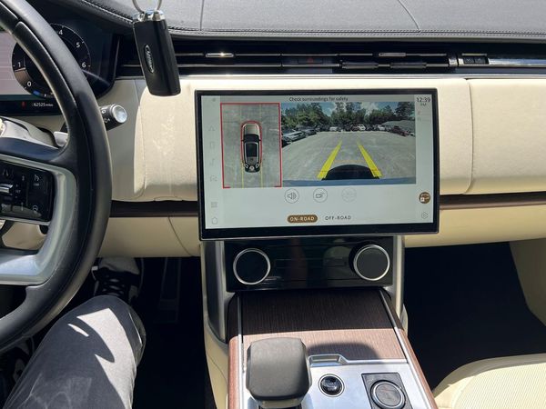 2023 LAND ROVER RANGE ROVER SE