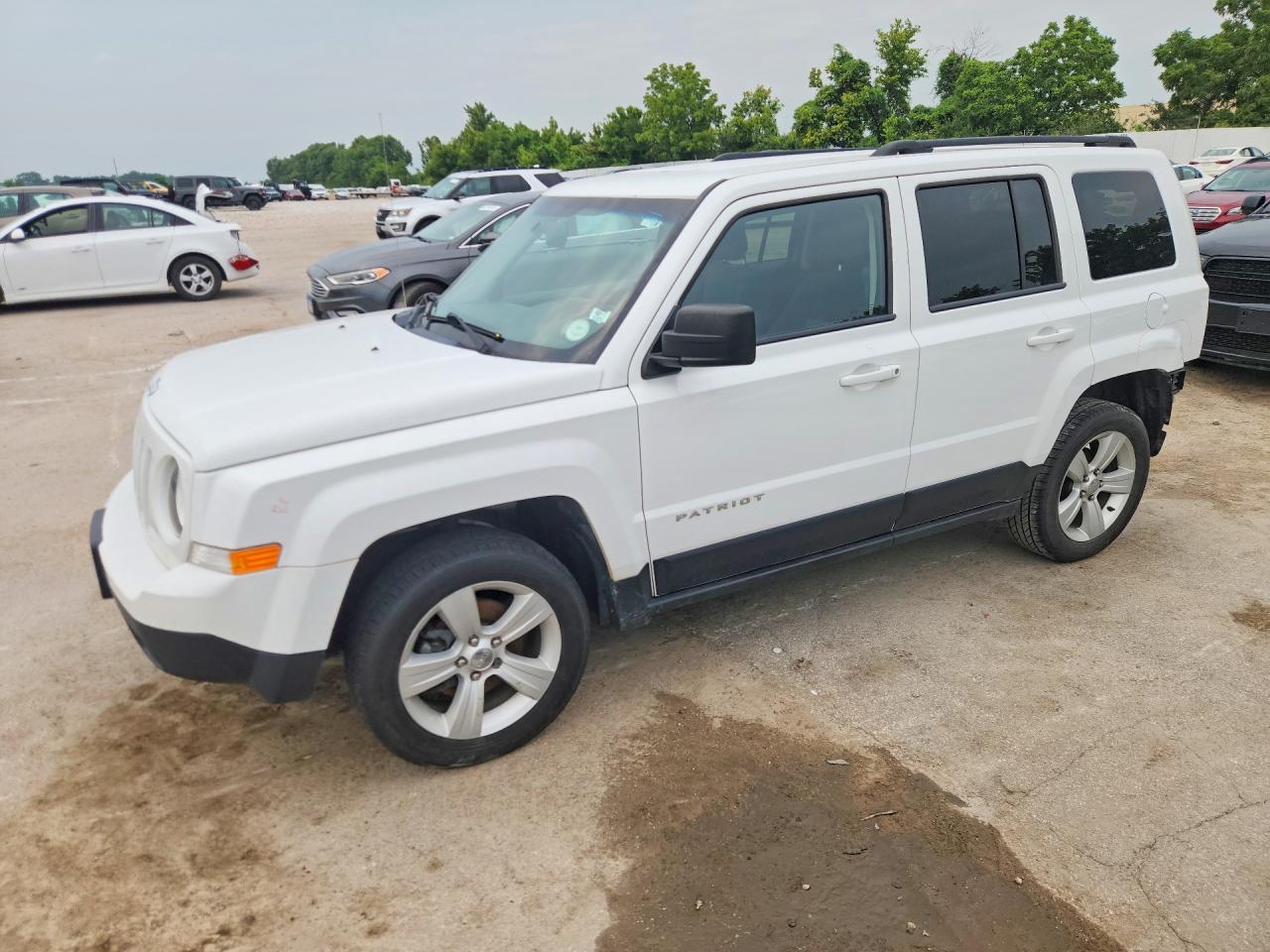 2016 JEEP PATRIOT Latitude